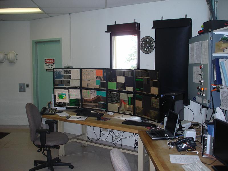 SMT_Control_room_001.jpg