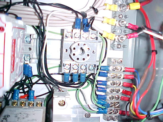 PhaseMonSocket.jpg