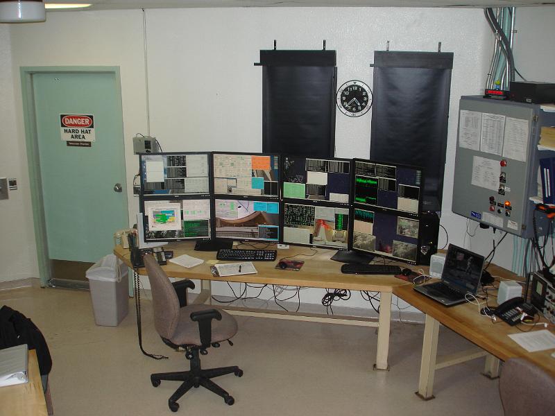 SMT_Control_room_007.jpg